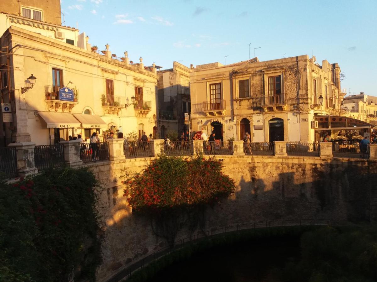 Ai Tintori Di Ortigia Villa Syracuse Eksteriør bilde